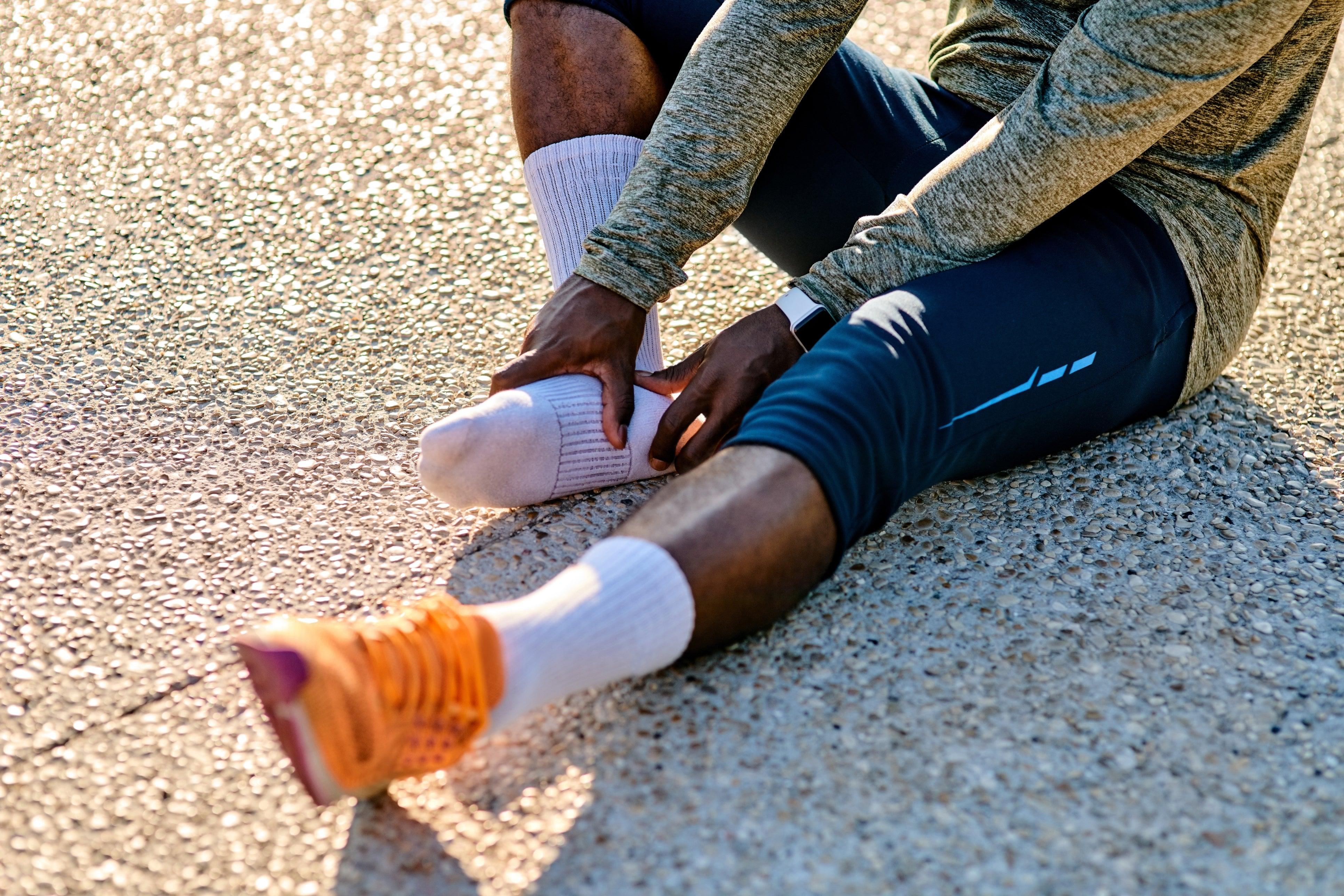 How Compression Socks Relieve Symptoms of Plantar Fasciitis