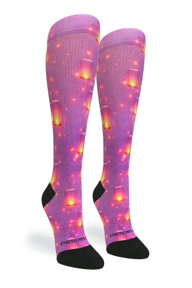 Medias de compresión de venta libre 360 ​​Spring Stripes (estándar y extra anchas) 