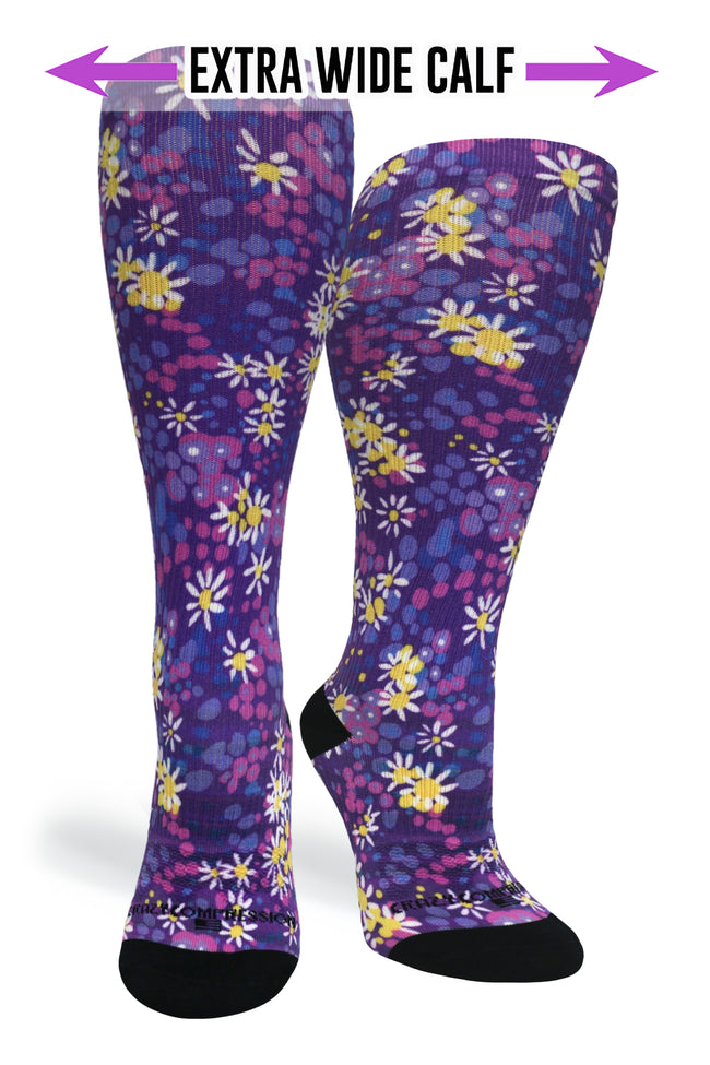 Medias de compresión de venta libre 360 ​​Purple Petals (estándar y extra anchas) 