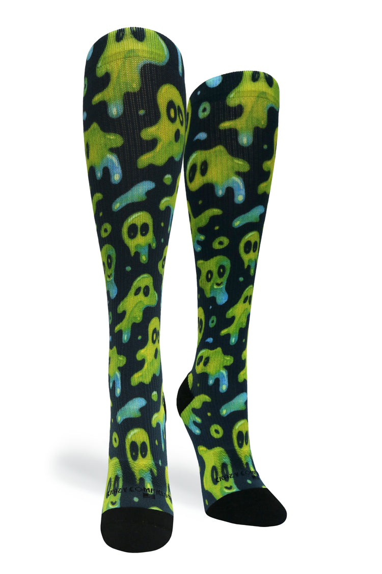 Medias de compresión de venta libre 360 ​​Dark Skulls (estándar y extra anchas) 