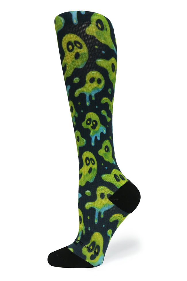 Medias de compresión de venta libre 360 ​​Dark Skulls (estándar y extra anchas) 