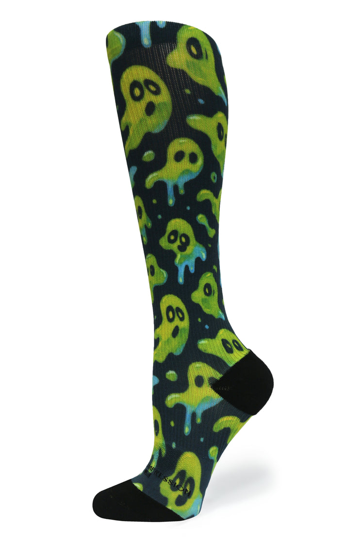 Medias de compresión de venta libre 360 ​​Dark Skulls (estándar y extra anchas) 