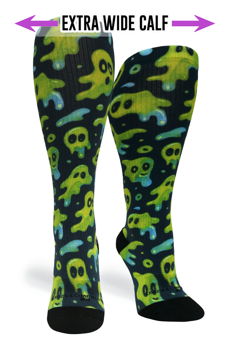 Medias de compresión de venta libre 360 ​​Dark Skulls (estándar y extra anchas) 